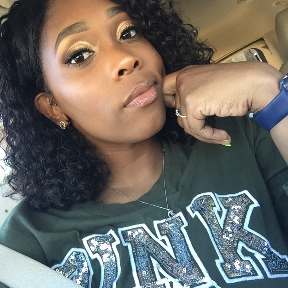 Meet your Posher, Linda